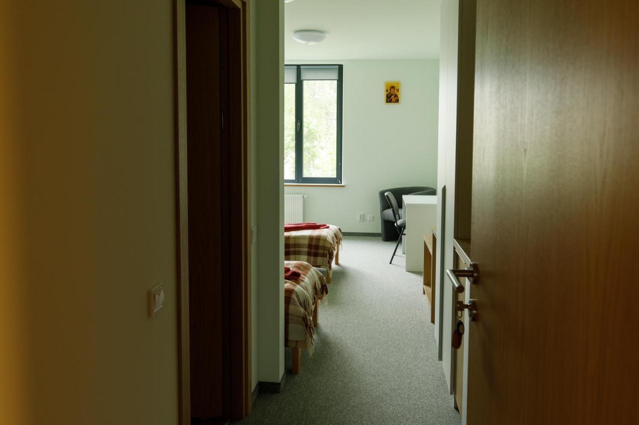 Ucu Inn - Кімнати Для Гостей リヴィウ エクステリア 写真
