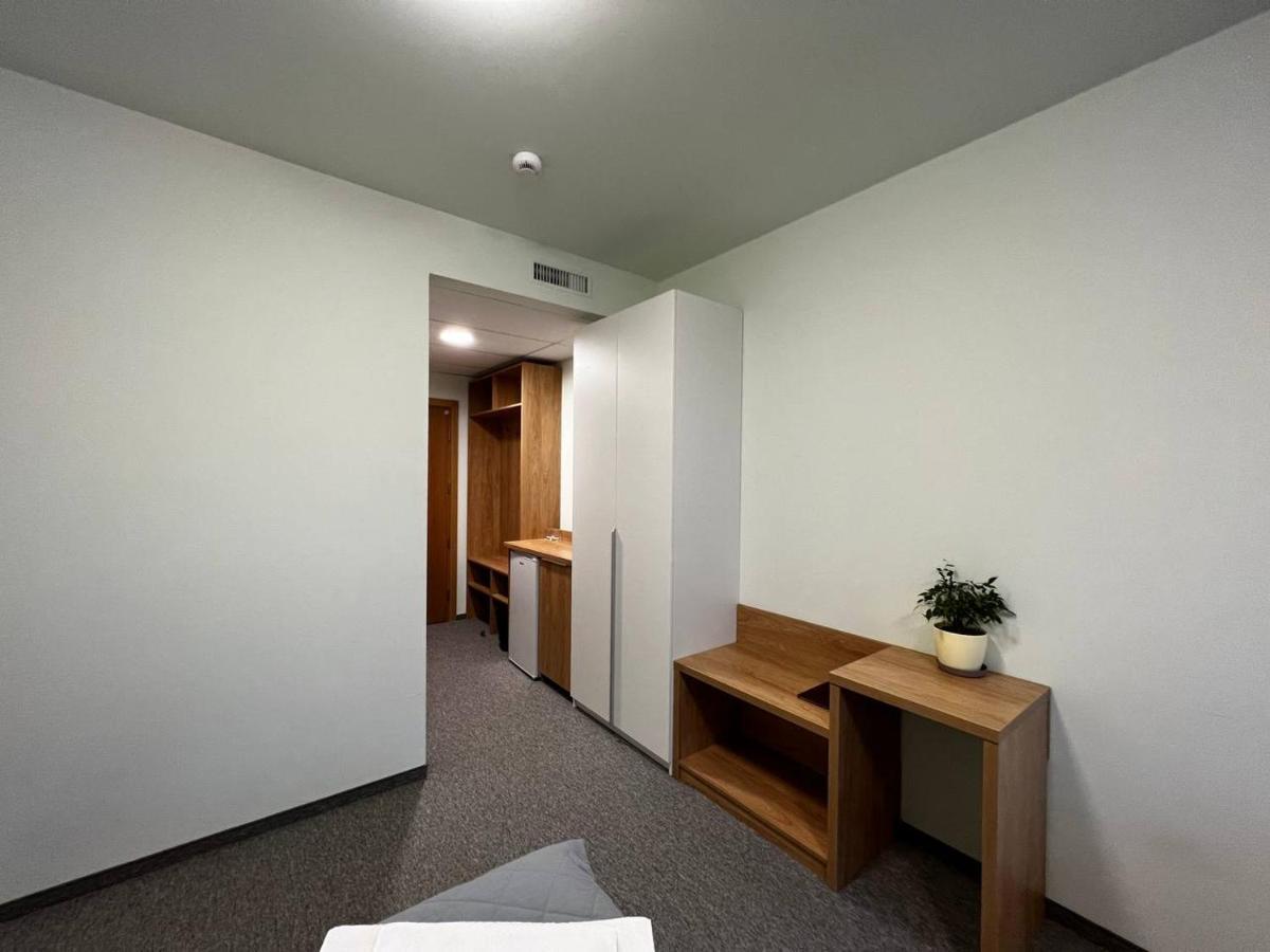 Ucu Inn - Кімнати Для Гостей リヴィウ エクステリア 写真